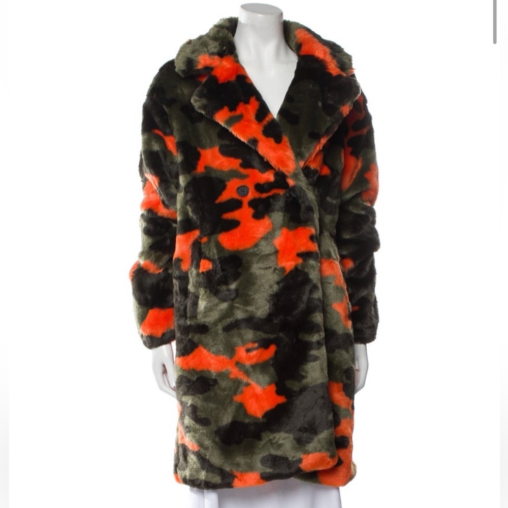 Camouflage Apparis Coat